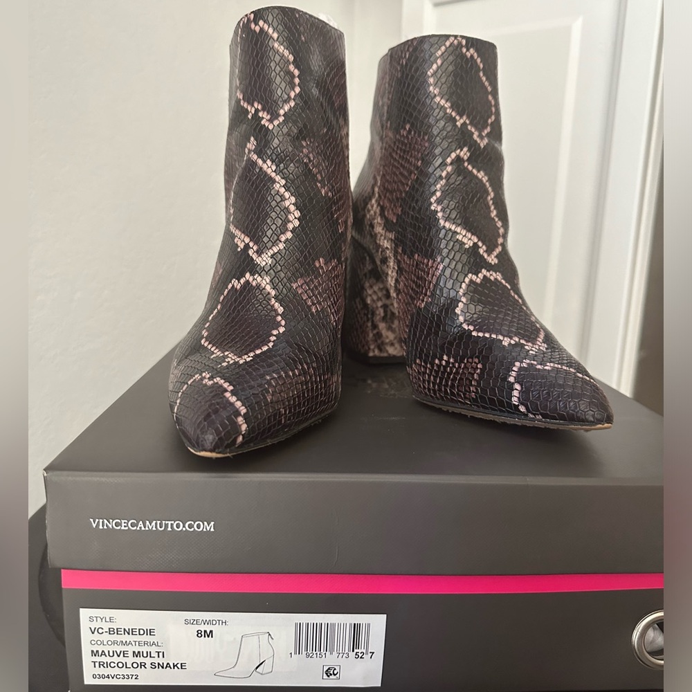 Vince Camuto Mauve Multi Snake Block Heel Pointed… - image 3